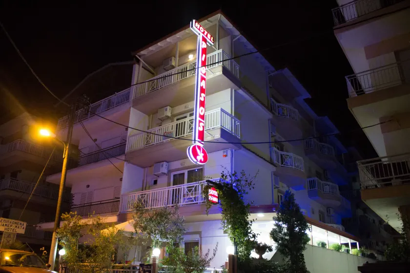 Hotel Villa Pigasos - Image 1