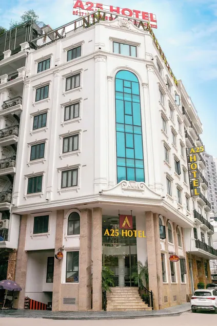 A25 Hotel - Hoàng Đạo Thúy 1 - Image 1