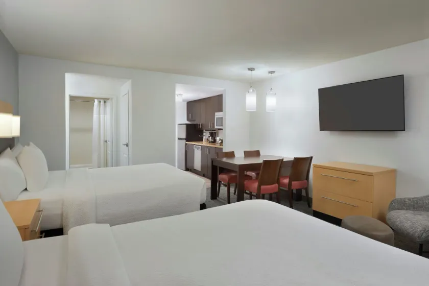 TownePlace Suites by Marriott Thunder Bay - Image 1