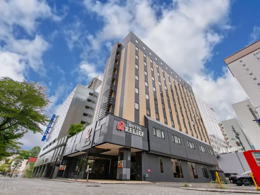 HOTEL RELIEF Sapporo Susukino - Image 1