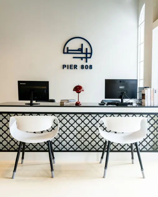 PIER 808 Hostel - Image 1