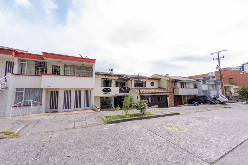 Ayenda Mountain Hostels Manizales - Image 1
