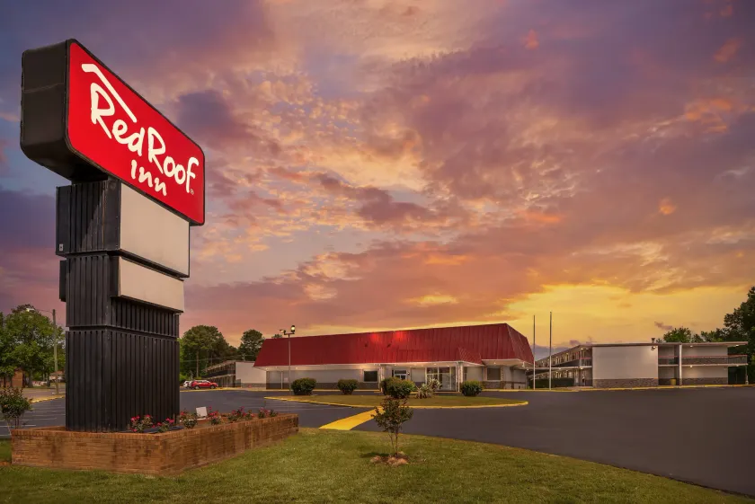 Red Roof Inn Richmond, VA - Image 1