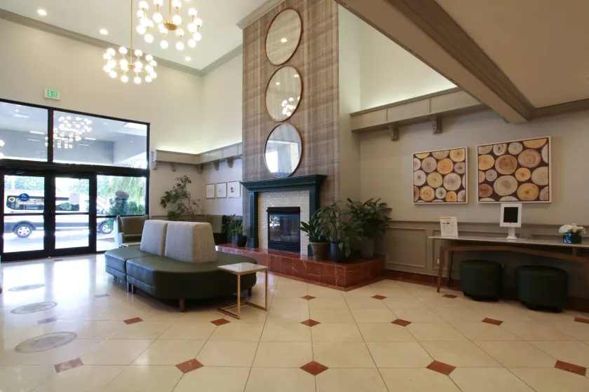 Oxford Suites Spokane Valley - Image 1