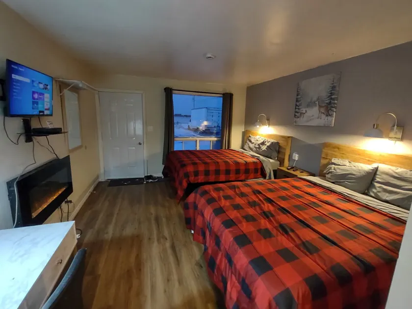 Skyview Motel - Image 1