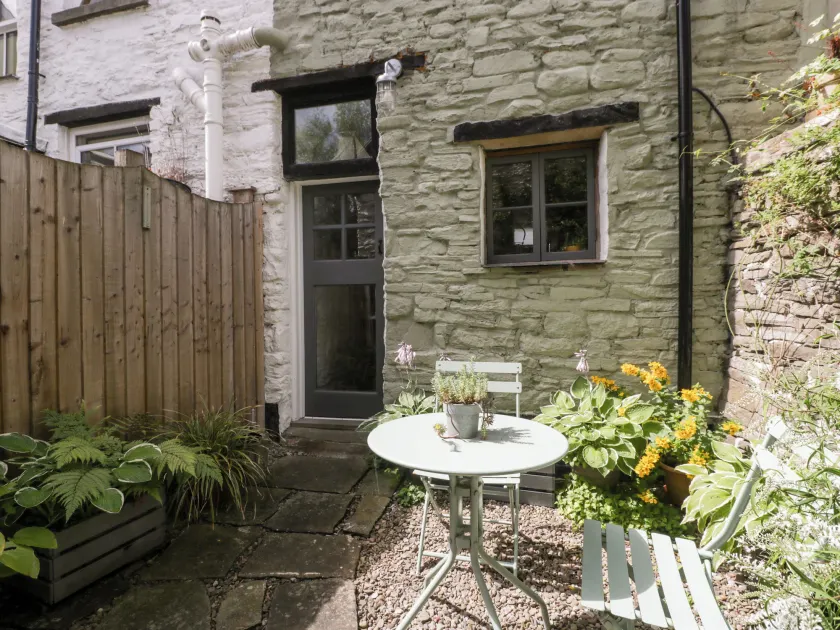7 Bell Street - Image 1