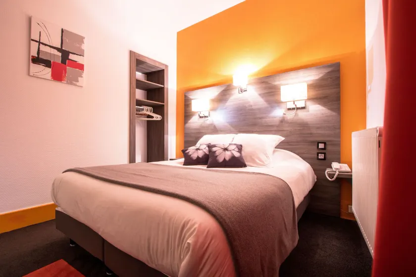 Hôtel Actuel Chambery - Image 1