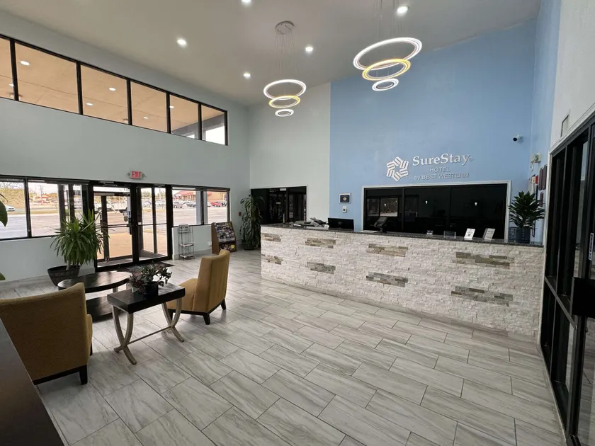SureStay Hotel by Best Western Childress - Image 1