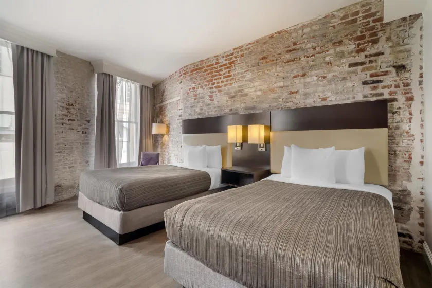 Best Western Plus St. Christopher Hotel - Image 1