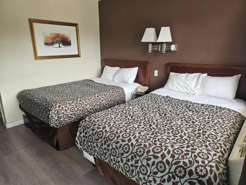 Travel Inn By OYO Omaha - Image 1