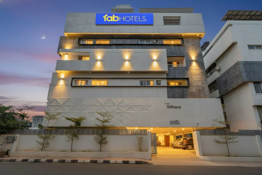Wild Wings Hotel Narsingi - Image 1