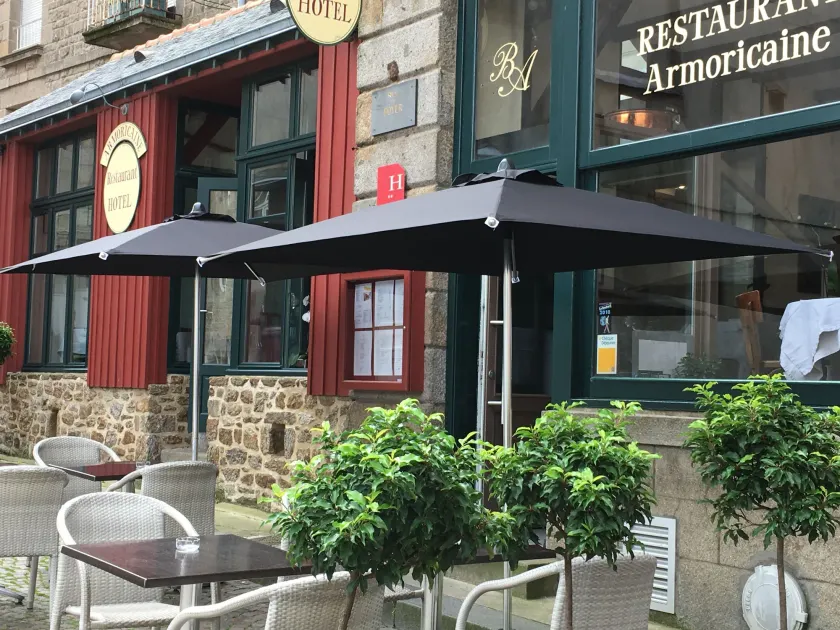 Hotel Brasserie Armoricaine - Image 1