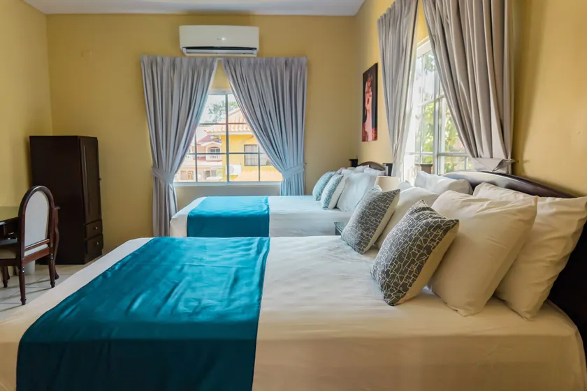 Art Hotel Boutique - Image 1