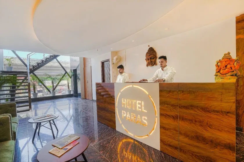 Hotel Paris Chandigarh Zirakpur - Image 1