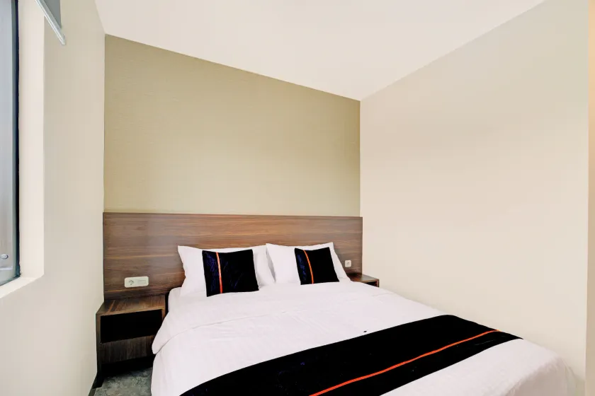 Townhouse Oak Cengkareng - Image 1
