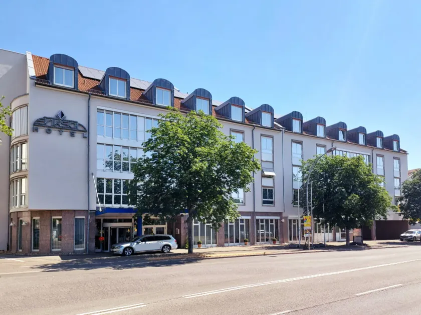 Erikson Hotel - Image 1