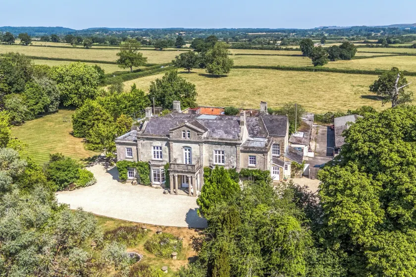 Milton Manor - Image 1