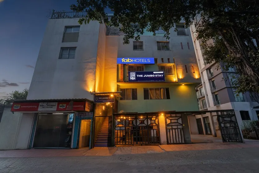 Jumbo Stay Bhawanipur - Image 1