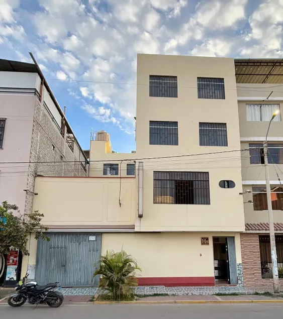 HOTEL CERRO BLANCO - Image 1