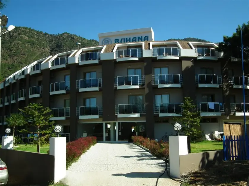 Buhana Hotel - Image 1