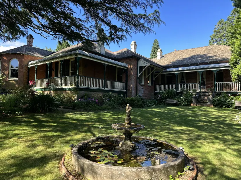Rowan Brae Historic Guesthouse - Image 1