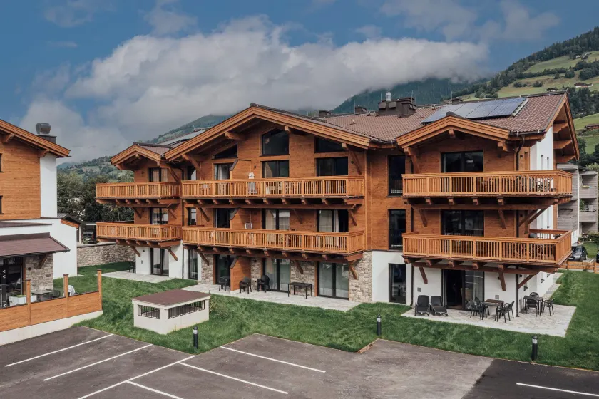 Familienorientiertes Studio mit Sauna, Terrasse und beheiztem Pool | Haustierfreundlich - Image 1