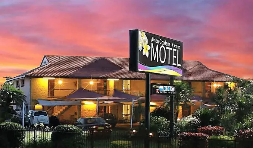 Avlon Gardens Motel - Image 1