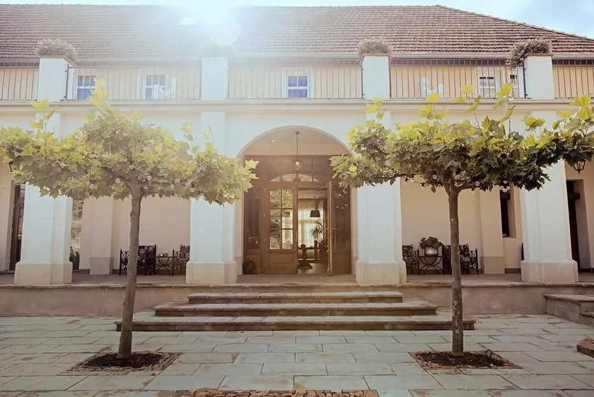 Hotel Bellini - Image 1