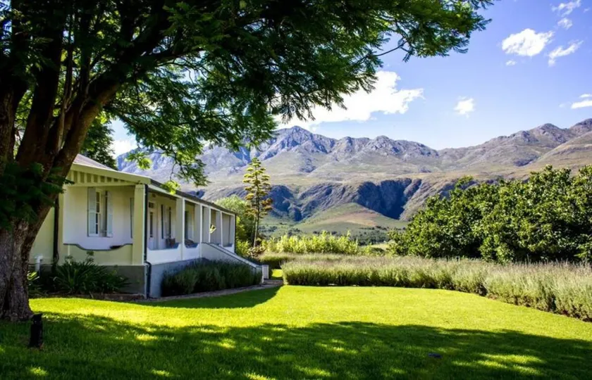 Swartberg Country Manor - Image 1