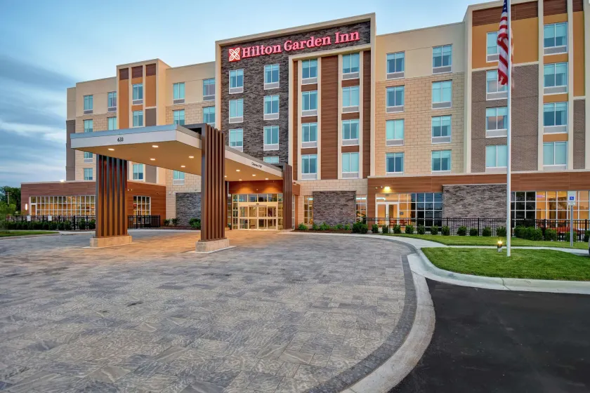 Hilton Garden Inn Lansing West - Image 1