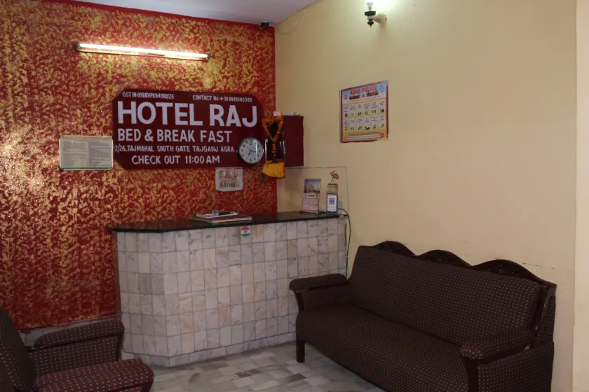 Hotel Raj Bed & Breakfast - Reception