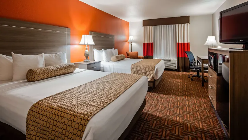 Best Western PLUS Memorial Inn - Image 1