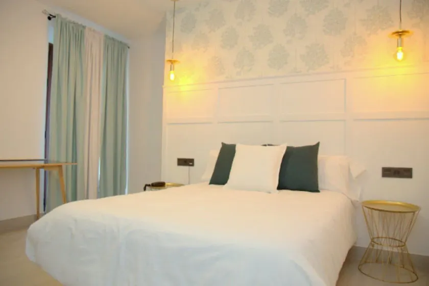 Hotel Cedran - Image 1