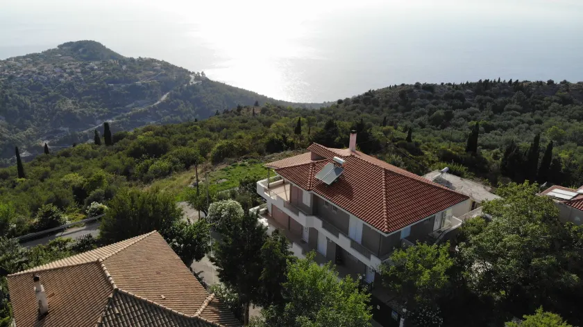 Lefkas Vacation House - Image 1