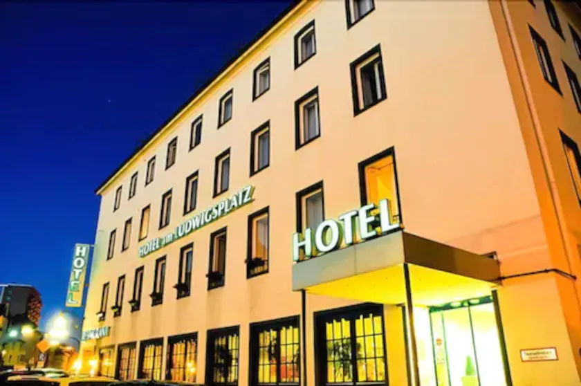 Hotel am Ludwigsplatz - Image 1
