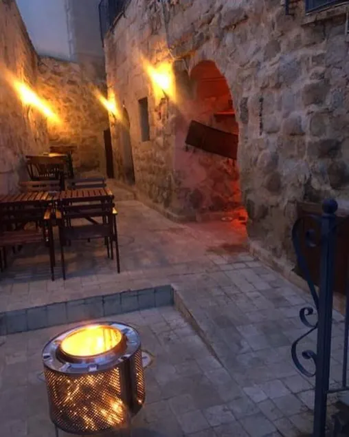 Monte Cappa Cave House - Image 1