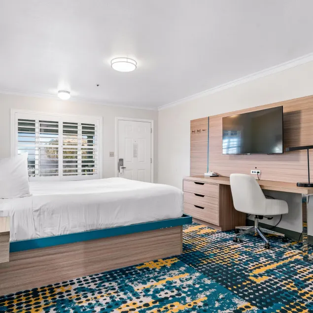 Pacific Shores Inn - Morro Bay - Image 1