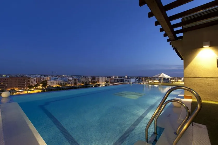 Hotel Cordoba Center - Image 1