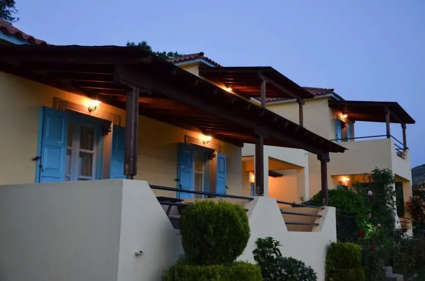 Hotel Dina - Ξενοδοχείο Ντινα - Image 1