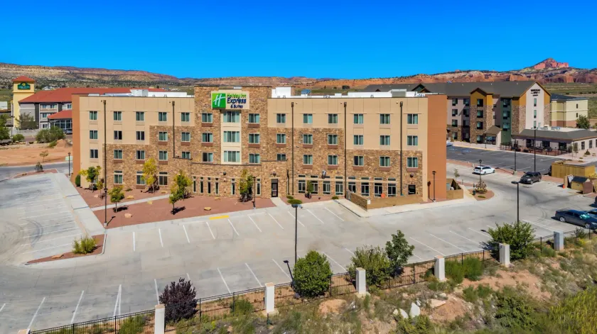 Holiday Inn Express & Suites Gallup East by IHG - Image 1