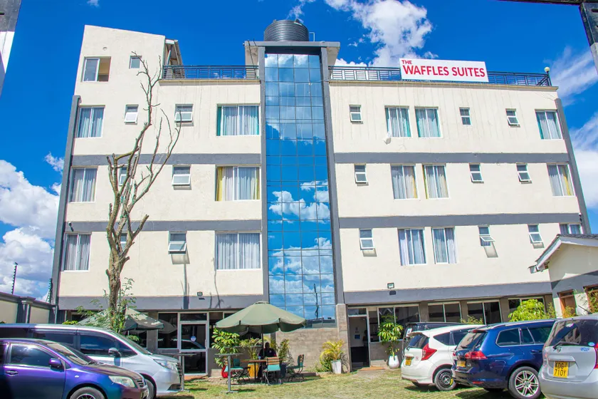 WAFFLES SUITES - Image 1