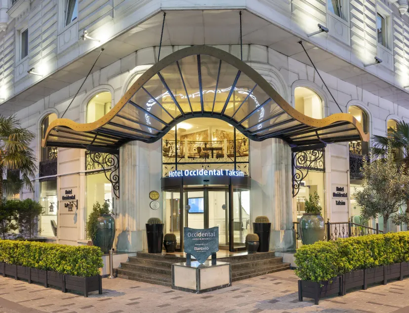 Larespark Hotel - Image 1