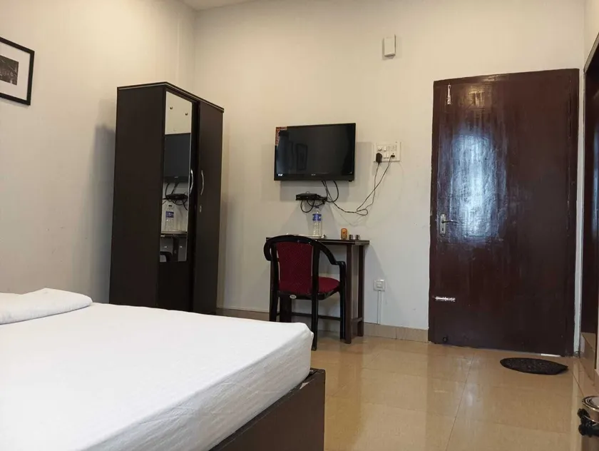 Swastik Inn - Chambre