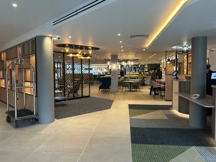 Holiday Inn London Luton North - Recepción