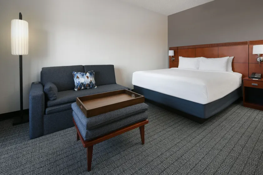 Courtyard Dallas Las Colinas - Image 1
