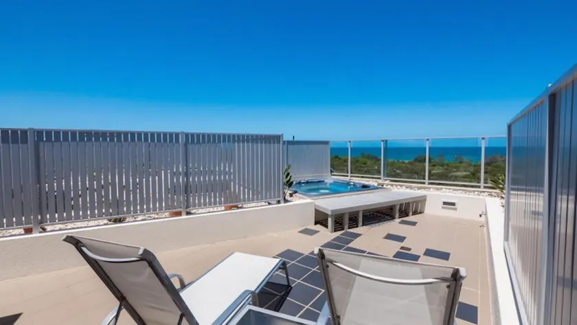 White Shells Luxury Apartments Marcoola - Image 1