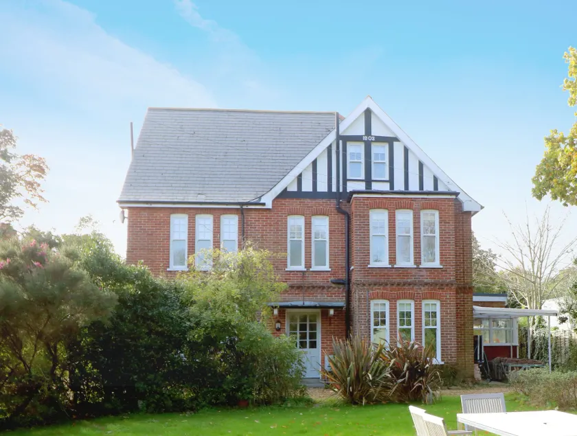 5 The Nab House - Image 1