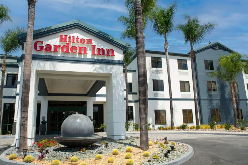 Hilton Garden Inn Los Angeles Montebello - Image 1