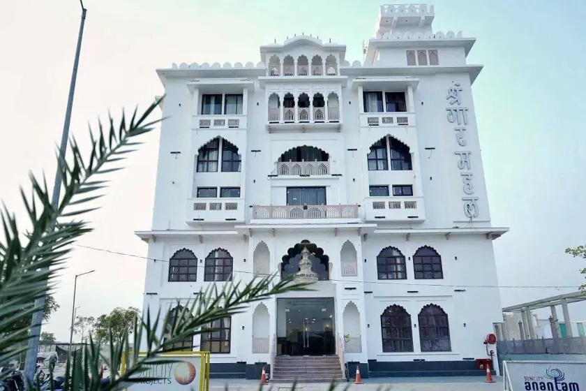 Hotel Shringar Mahal  - Image 1