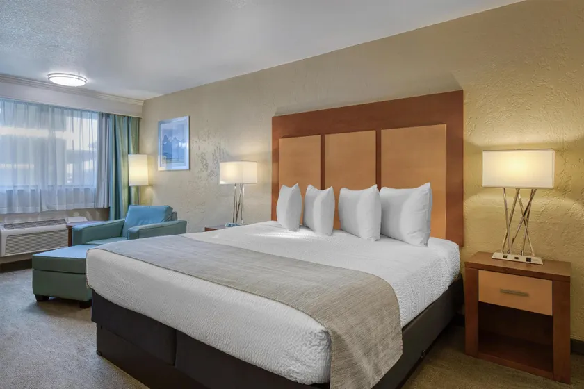 Best Western Foothills Inn - Image 1